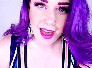 Brunette Solo Webcam Masturbation