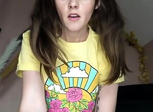 ManyVids Sydney Harwin Sister Family Vacation