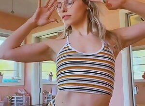 Amateur Blonde Teen Plays Solo with Toy Webcam Porn