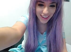 Amateur young teen solo masturbation on her livingroom