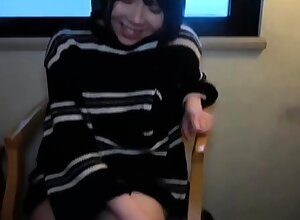 Beauty small tit amateur teen masturbating her shaved pussy