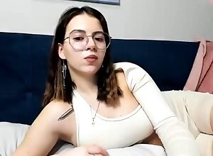 Hot amateur webcam teen masturbates for their fans